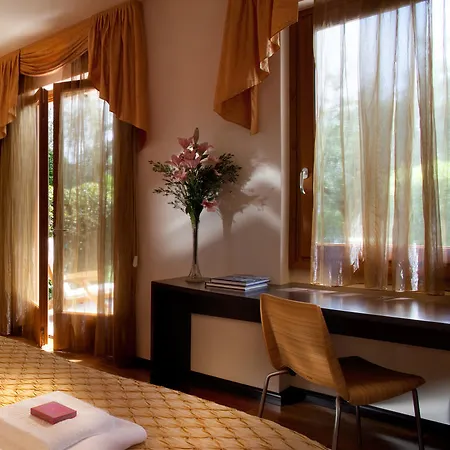 Hotel Giulia 4*