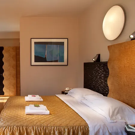 Hotel Giulia Gargnano