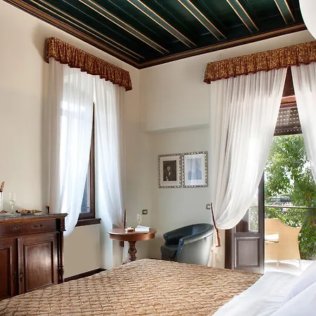 Hotel Giulia 4*
